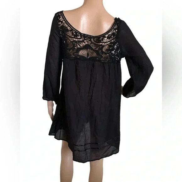 Eze Sur Mer Anthropologie Lacy Flowy Black Oversized Top Women’s Size 8 EUC!! - Picture 2 of 8